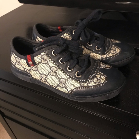 gucci scuffed shoes